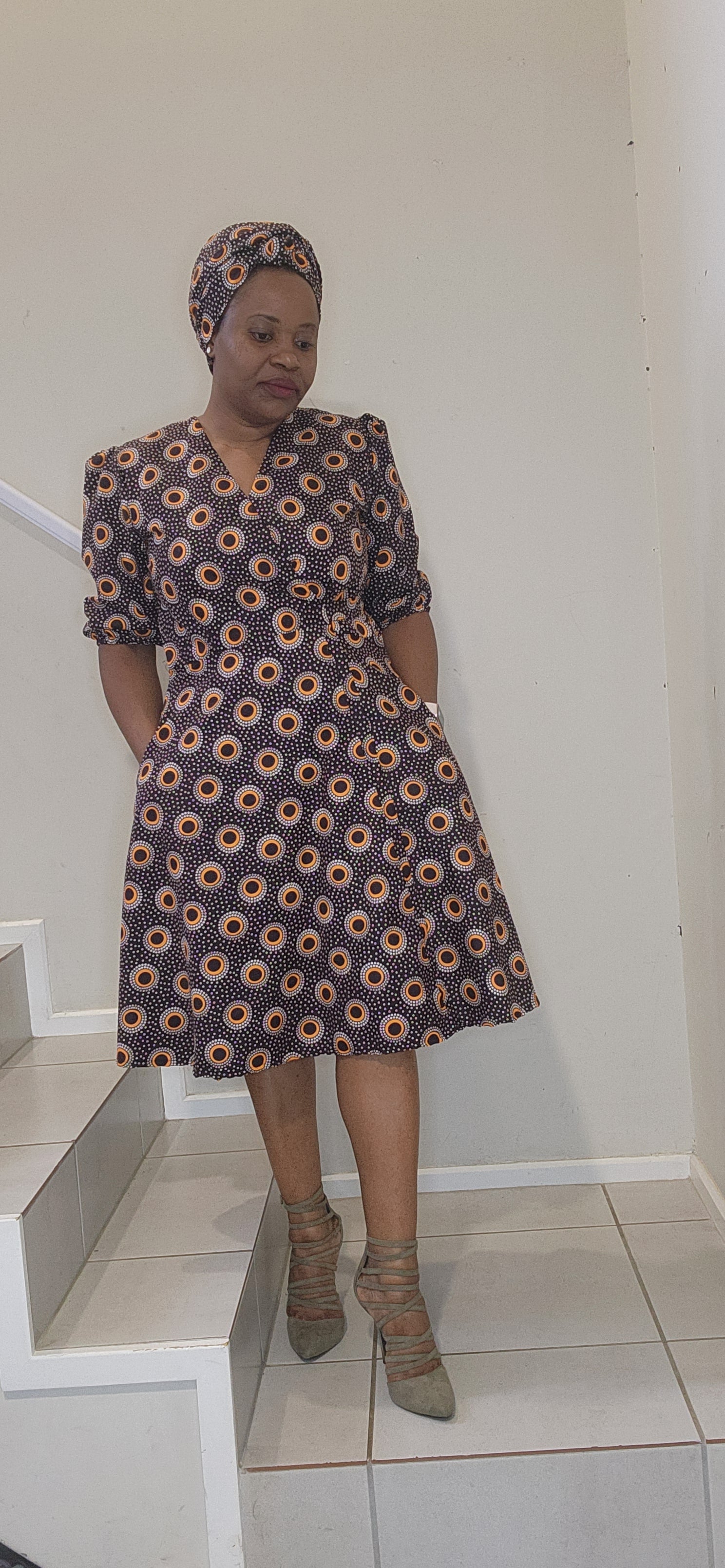 Entle - Brown Shwe-Shwe Dress (Knee Length)