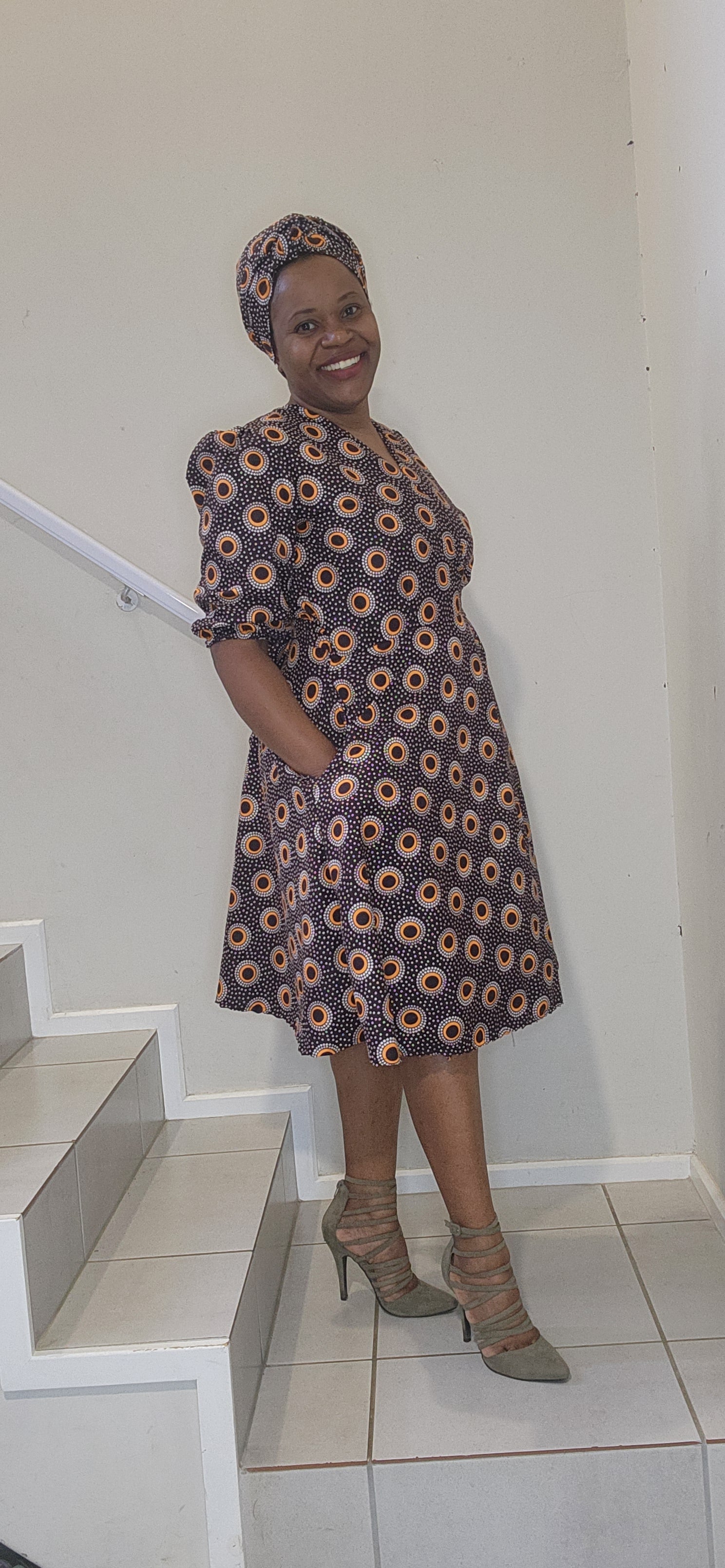 Entle - Brown Shwe-Shwe Dress (Knee Length)