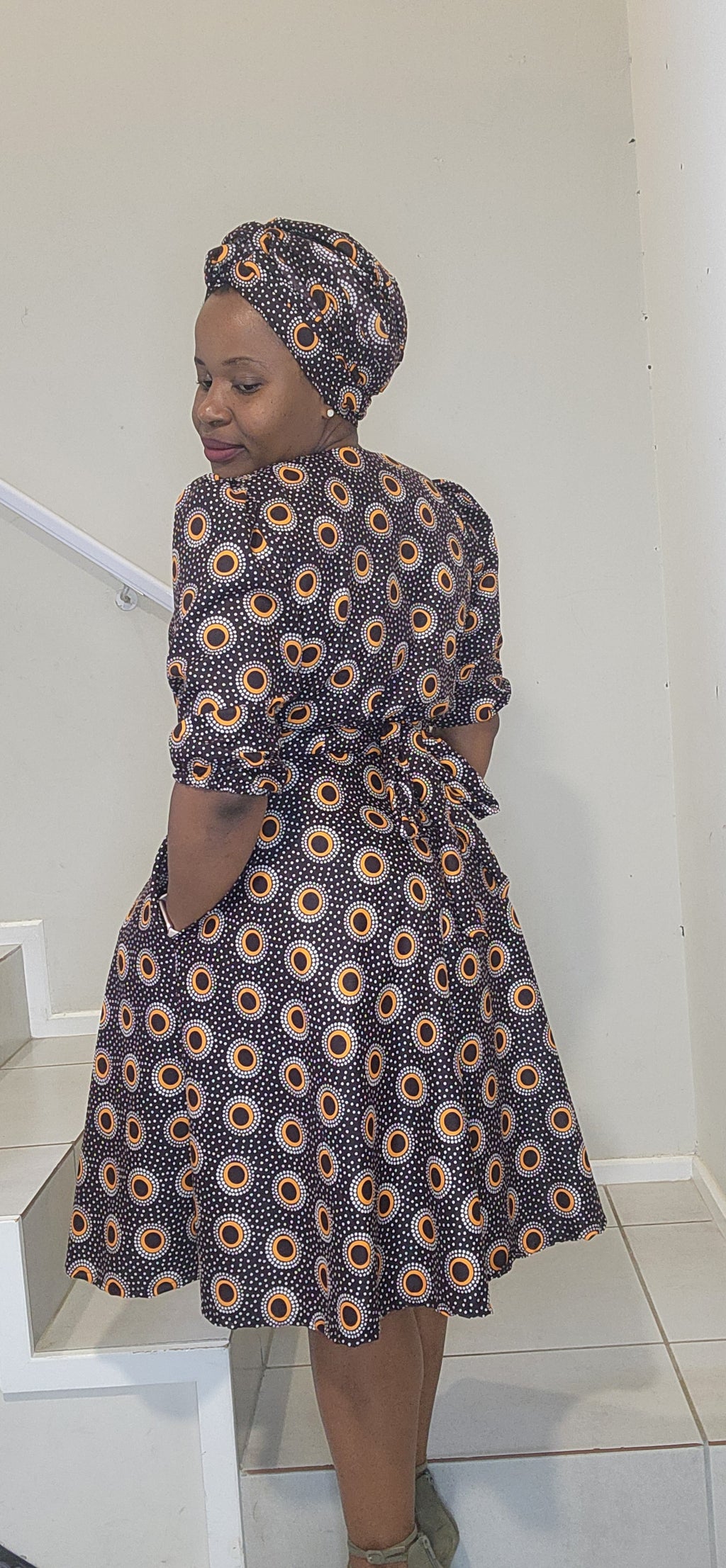 Entle - Brown Shwe-Shwe Dress (Knee Length)